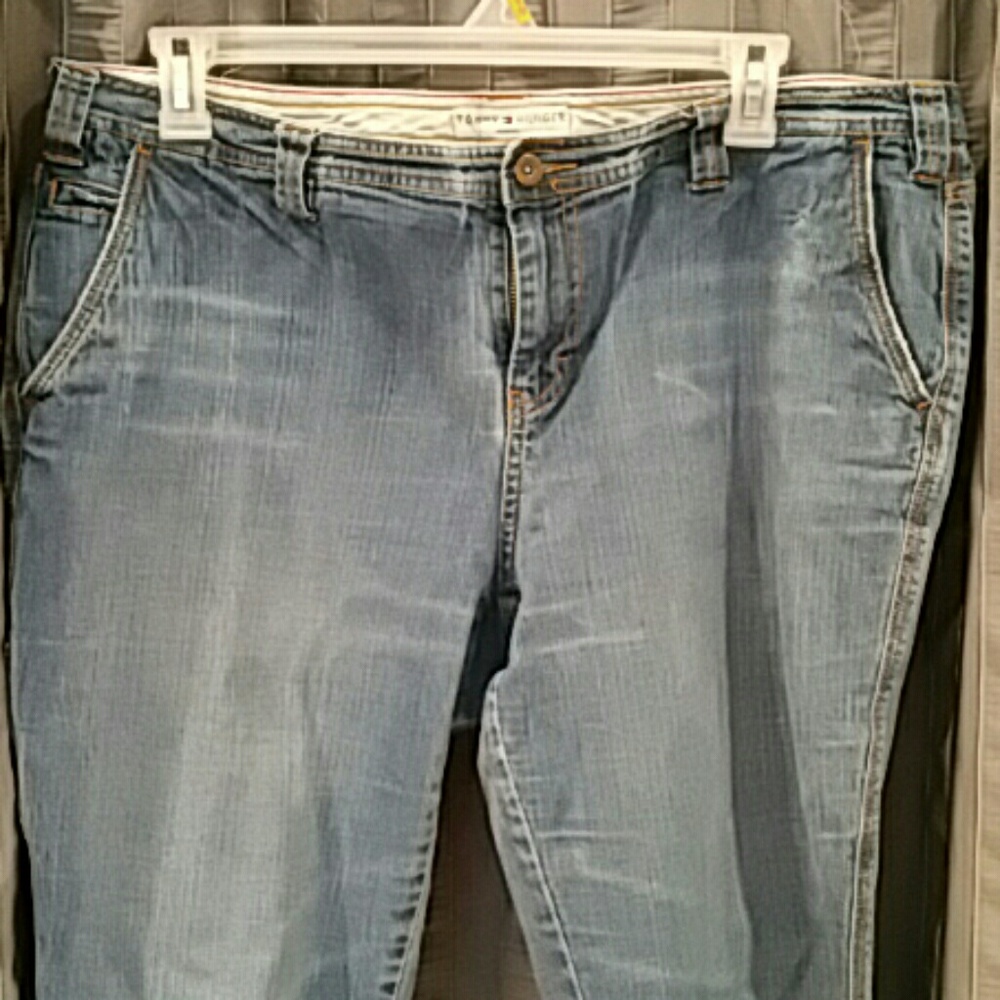 Womens Tommy Hillfiger denim capri's size 18